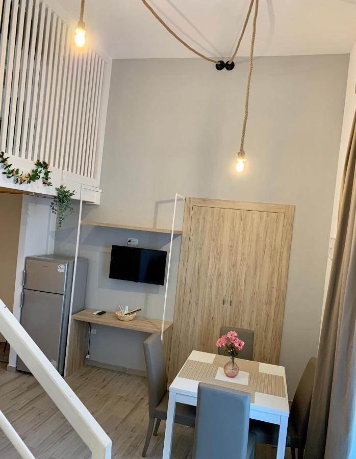 Apartamento La Polveriera Nápoles Exterior foto